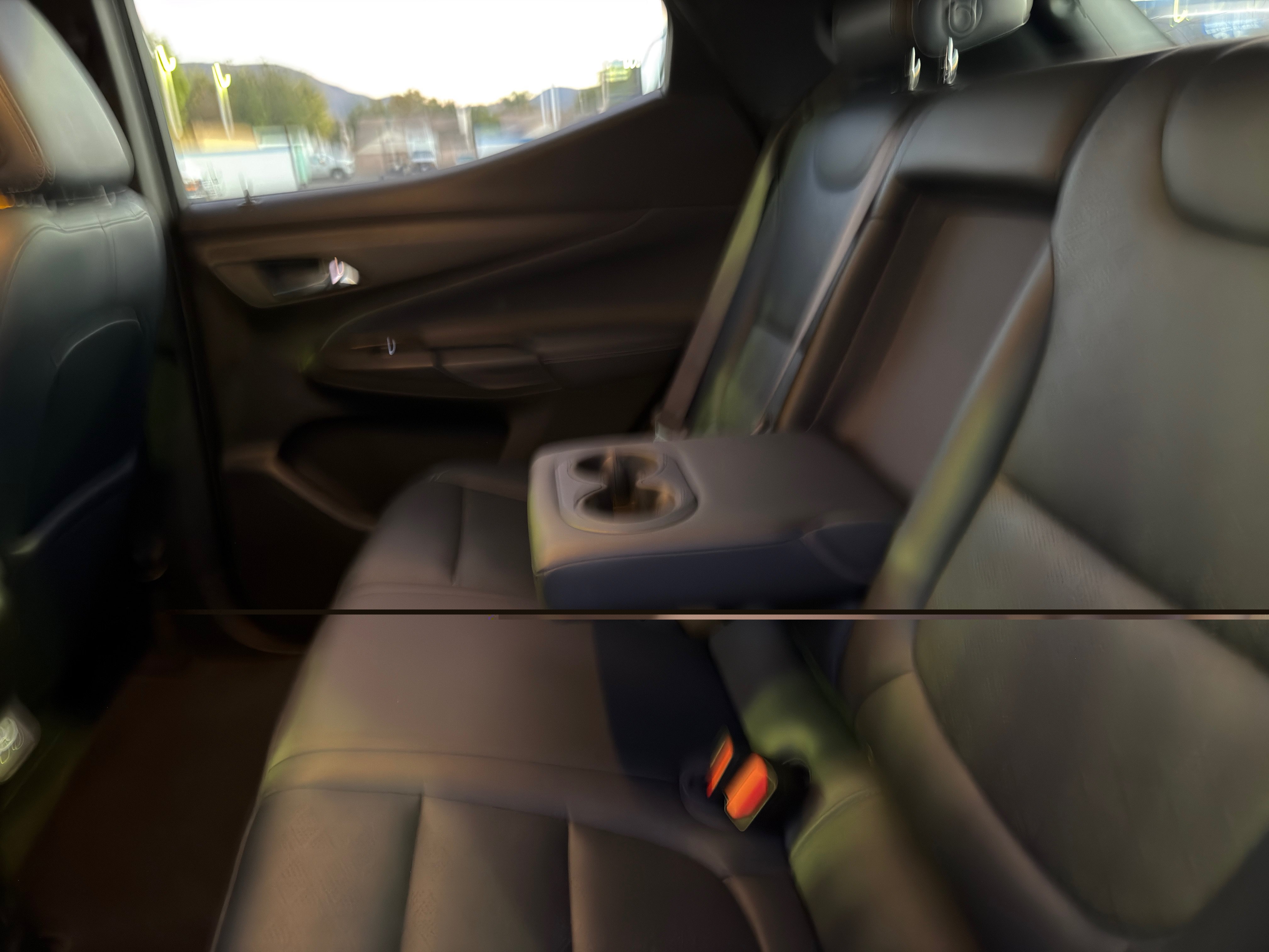 Used 2023 Chevrolet Bolt EUV LT w/ Convenience Package FWD image 19