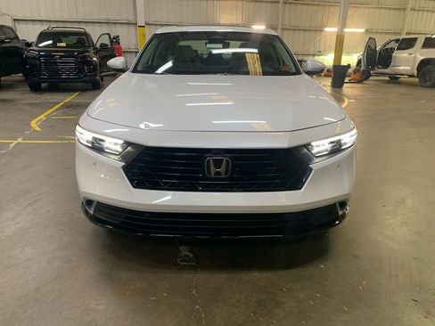 Used 2025 Honda Accord Touring image 8