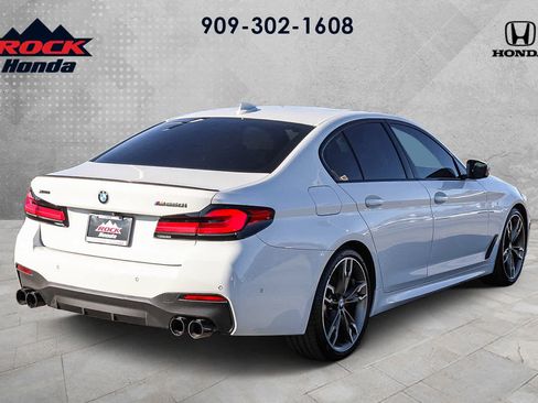 Used 2022 BMW M550i xDrive w/ Premium Package image 4