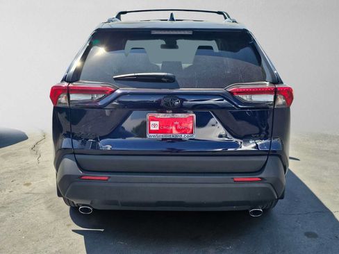 Used 2025 Toyota RAV4 XLE w/ Convenience Package AWD/4WD image 4