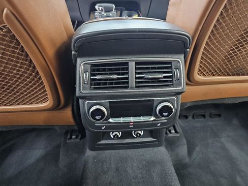Used 2018 Audi Q7 3.0T Prestige image 29
