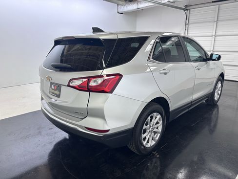 Used 2021 Chevrolet Equinox LT w/ Driver Convenience Package image 36
