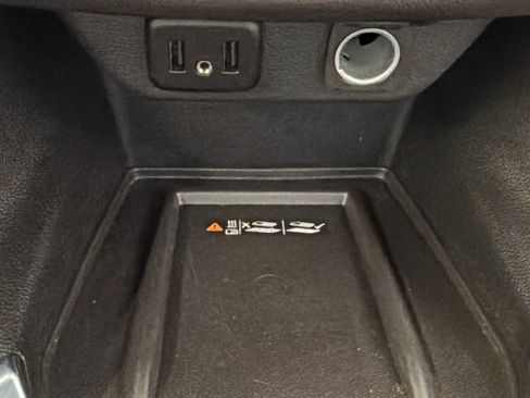 Used 2023 Chevrolet Traverse LT FWD image 48