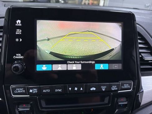Used 2020 Honda Odyssey Touring image 6