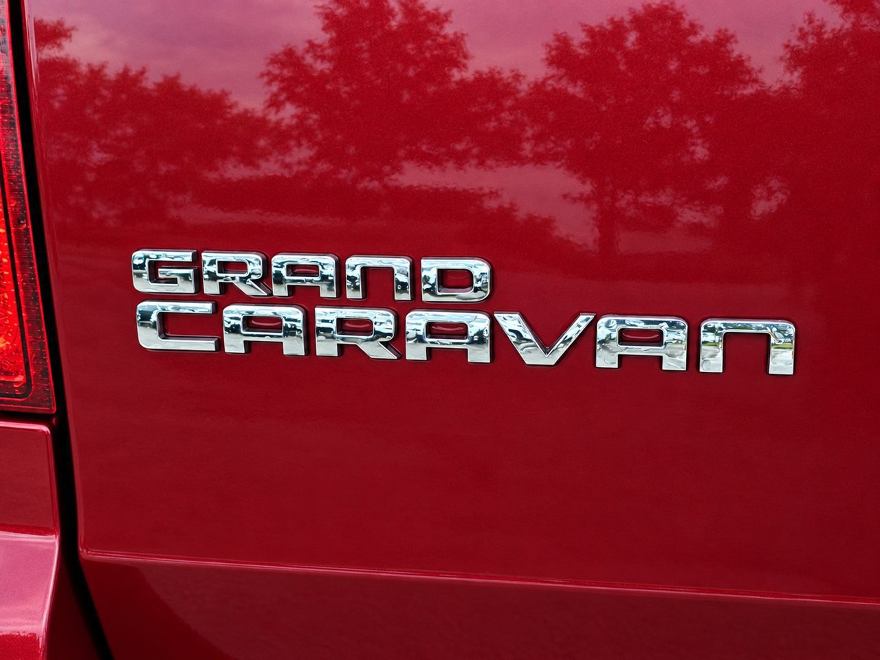 Used 2019 Dodge Grand Caravan SE FWD image 7