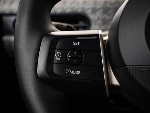 Certified 2025 MINI Cooper S image 27