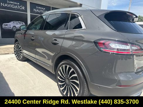 Used 2023 Lincoln Nautilus Black Label AWD/4WD image 18