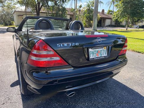 Used 2001 Mercedes-Benz SLK 320 image 17