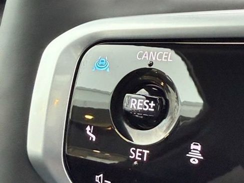 Used 2025 Nissan Armada Platinum Reserve image 48