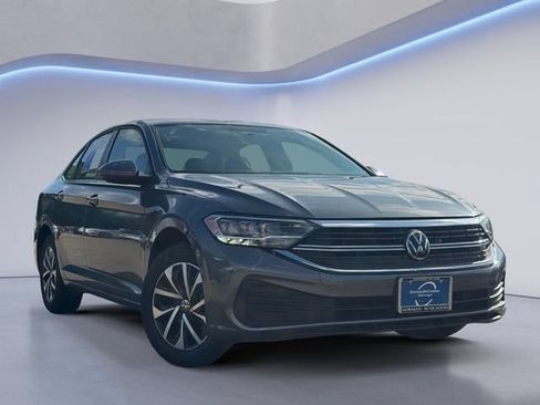 Used 2022 Volkswagen Jetta S FWD image 1