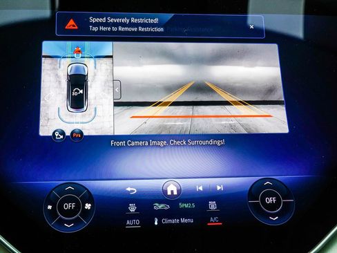 Used 2025 Mercedes-Benz EQE 500 4MATIC Sedan image 27