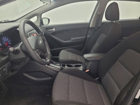 Used 2017 Kia Forte LX FWD image 17