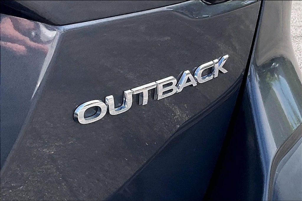 Used 2022 Subaru Outback Limited AWD/4WD image 9
