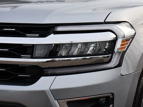 Used 2023 Ford Expedition Max Limited image 42