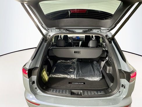 New 2026 Mitsubishi Outlander SEL FWD image 28