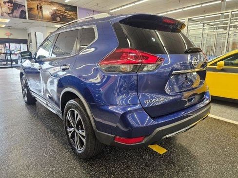 Used 2018 Nissan Rogue SL AWD/4WD image 6