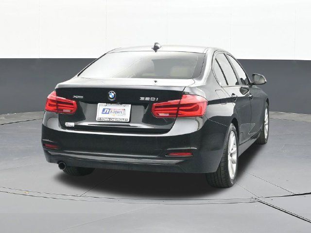 Used 2018 BMW 320i xDrive Sedan AWD/4WD image 13