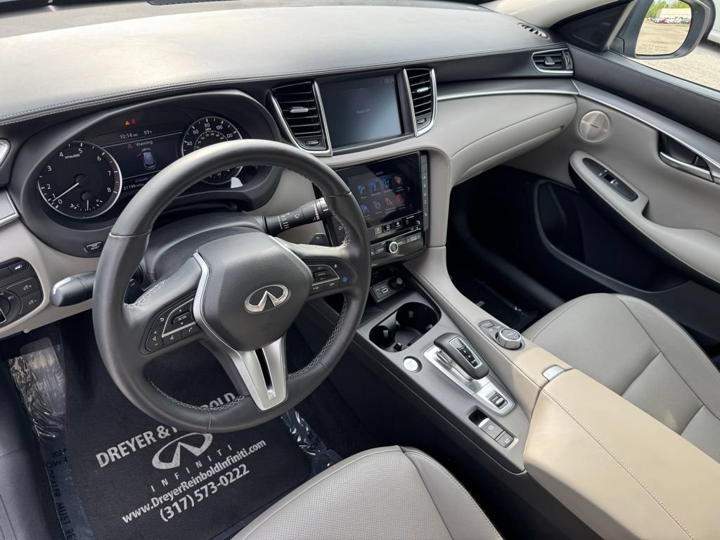 Used 2023 INFINITI QX50 Luxe AWD/4WD image 15