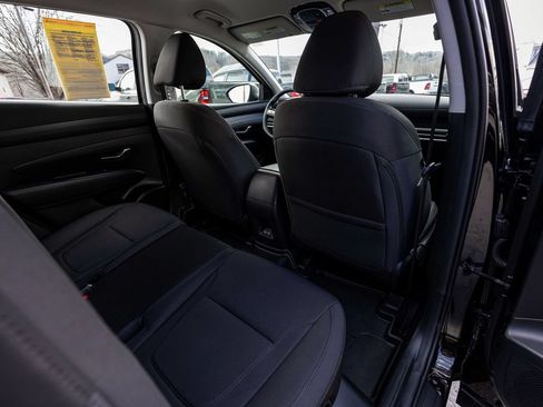 Used 2025 Hyundai Tucson SE AWD/4WD image 30