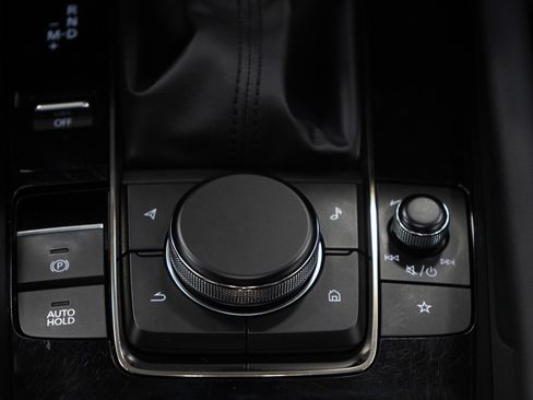 Used 2021 MAZDA MAZDA3 Hatchback w/Premium Plus Pkg image 20