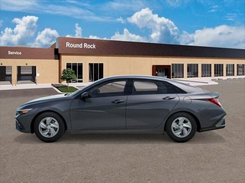 New 2026 Hyundai Elantra SE w/ Cargo Package image 3