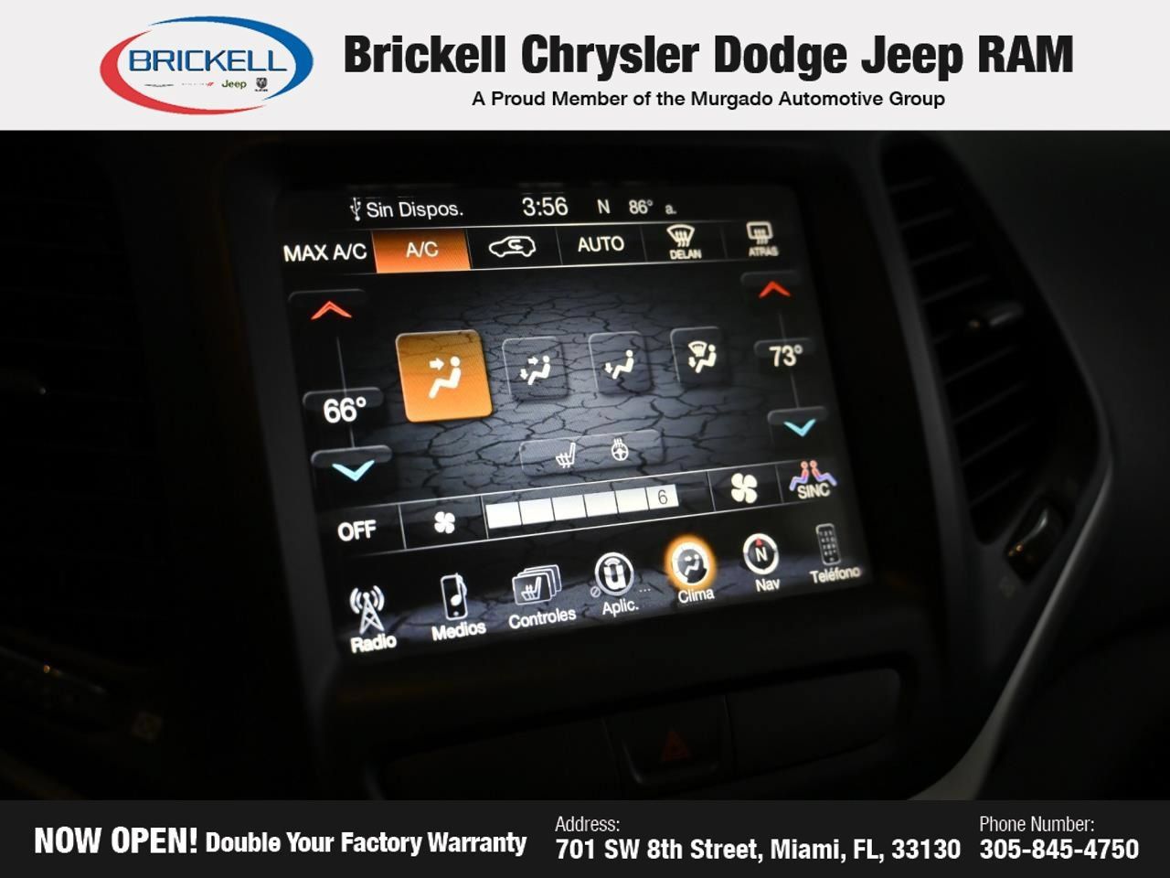 Used 2015 Jeep Cherokee Trailhawk w/ Comfort/Convenience Group AWD/4WD image 32