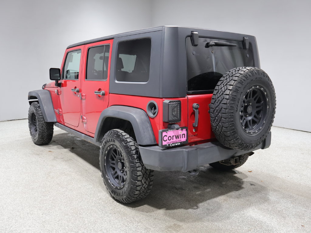 Used 2010 Jeep Wrangler Unlimited Rubicon w/ Dual Top Group AWD/4WD image 5