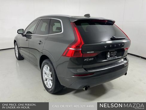 Used 2019 Volvo XC60 T5 Momentum w/ Premium Package FWD image 8