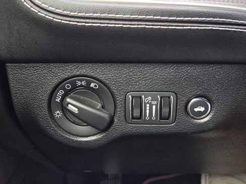 Used 2022 Dodge Challenger SRT Hellcat Redeye RWD image 19