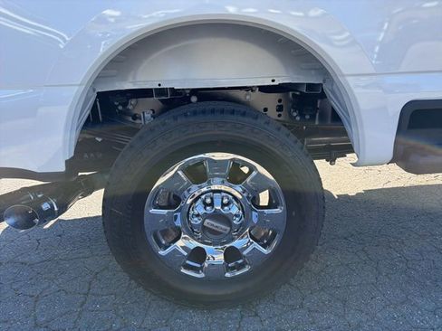 New 2026 Ford F350 Lariat w/ Lariat Ultimate Package AWD/4WD image 9