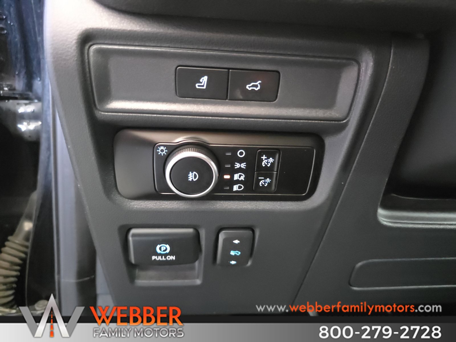 Used 2023 Ford Expedition Max Limited AWD/4WD image 25