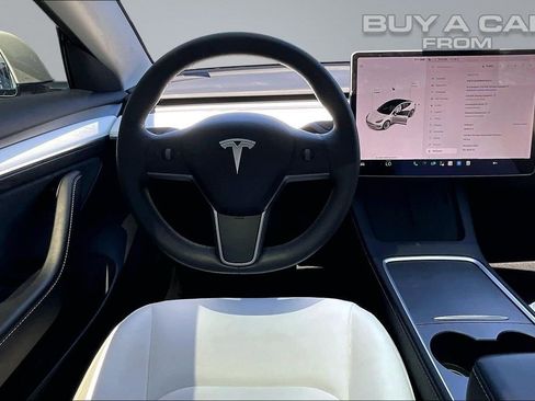 Used 2022 Tesla Model 3 Long Range AWD/4WD image 5