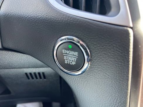 Used 2021 Ford Edge SEL w/ Convenience Package image 14