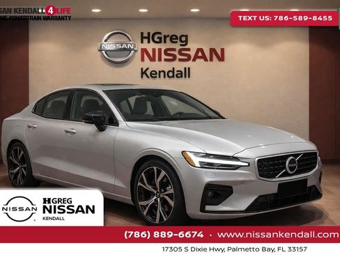 Used 2023 Volvo S60 B5 Core AWD/4WD image 1