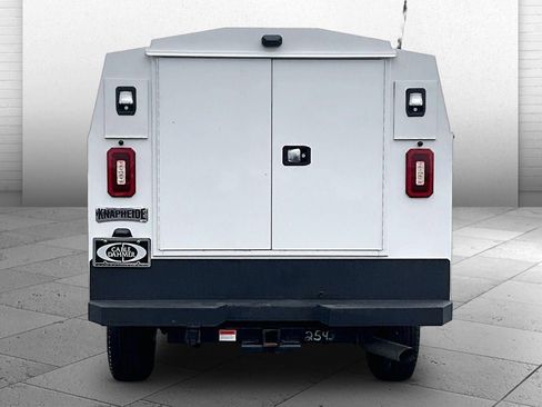 Used 2024 Chevrolet Silverado 2500 W/T w/ WT Convenience Package image 3