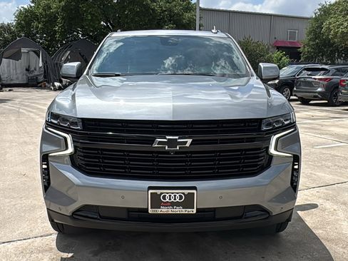 Used 2023 Chevrolet Tahoe RST w/ Luxury Package AWD/4WD image 2