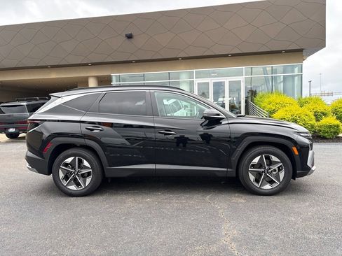 Certified 2025 Hyundai Tucson SEL FWD image 4