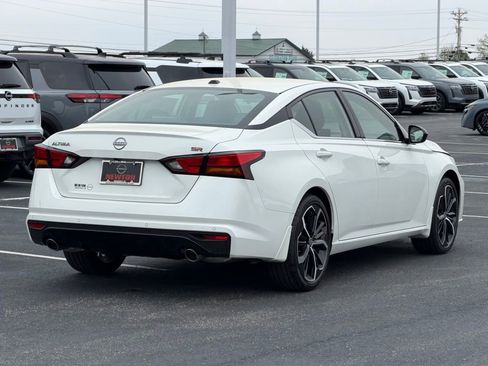 New 2026 Nissan Altima 2.5 SR FWD image 4