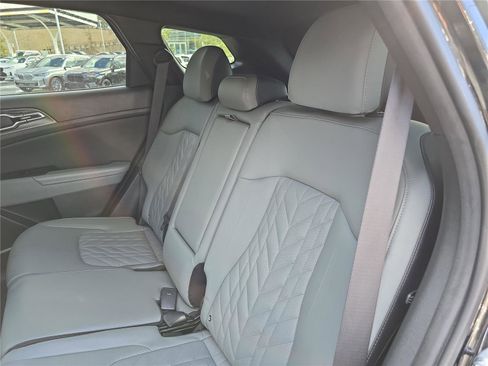 Used 2023 Kia Sportage X-Line w/ X-Line Premium Package image 15