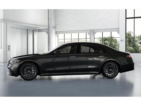 New 2025 Mercedes-Benz S 580 4MATIC Sedan image 35