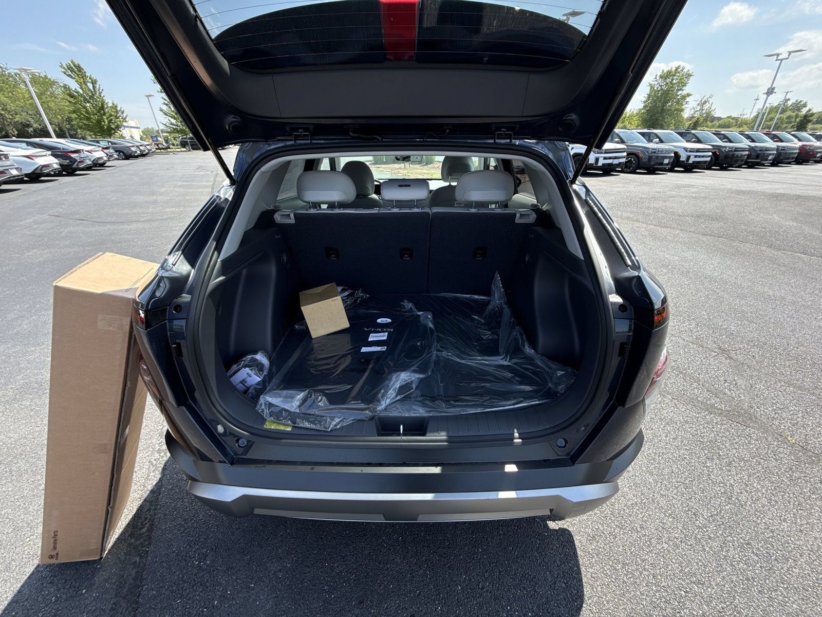 New 2026 Hyundai Kona SEL Premium AWD/4WD image 24