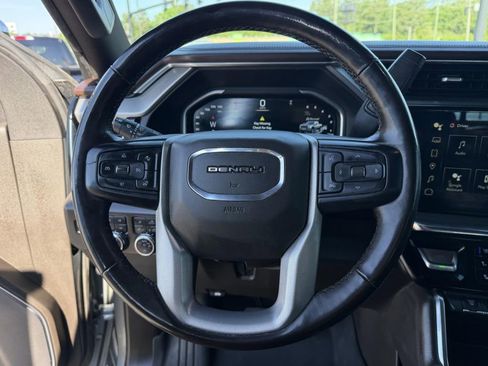 Used 2024 GMC Sierra 2500 Denali w/ Denali Reserve Package AWD/4WD image 16