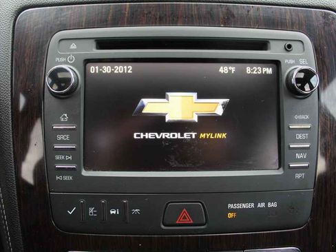 Used 2017 Chevrolet Traverse LT image 21