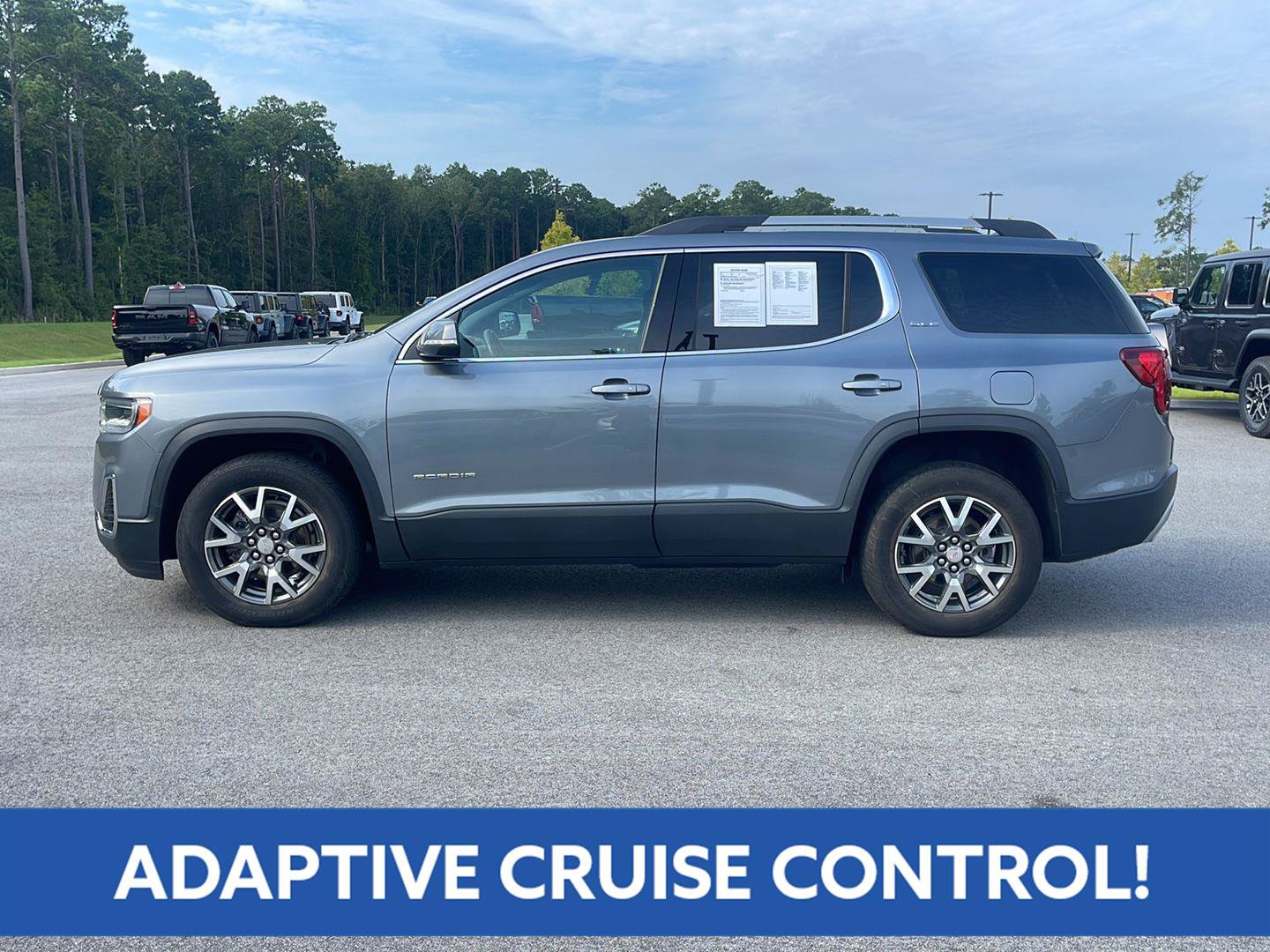 Used 2021 GMC Acadia SLE w/ Driver Convenience Package AWD/4WD image 4