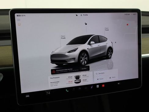 Used 2023 Tesla Model Y Long Range image 26