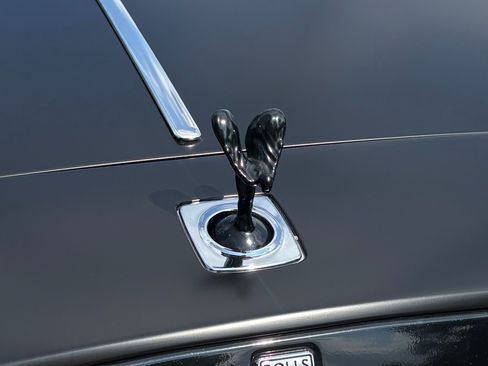 Used 2016 Rolls-Royce Wraith RWD image 62