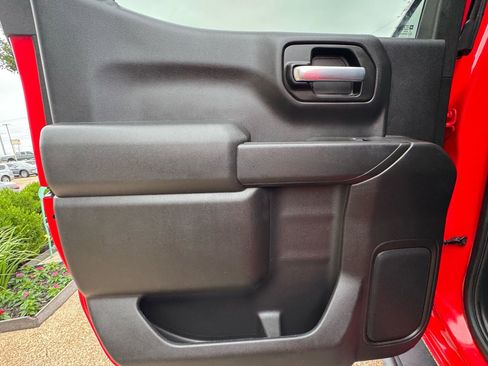 Used 2021 Chevrolet Silverado 1500 Custom Trail Boss AWD/4WD image 29