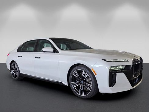 New 2026 BMW 740i xDrive w/ Executive Package AWD/4WD image 1