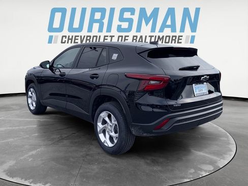 New 2026 Chevrolet Trax LS w/ LS Convenience Package image 4