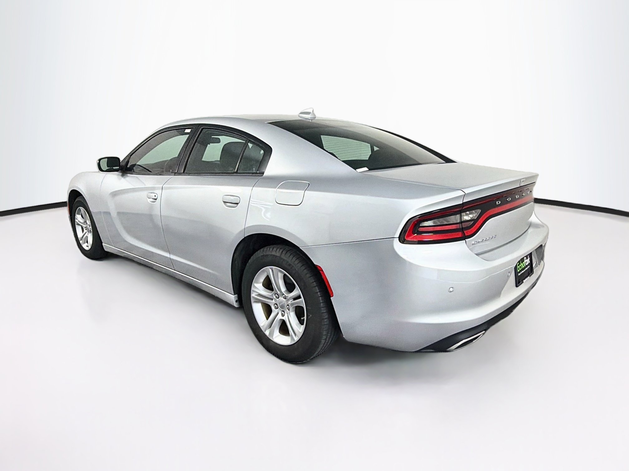 Used 2023 Dodge Charger SXT RWD image 5